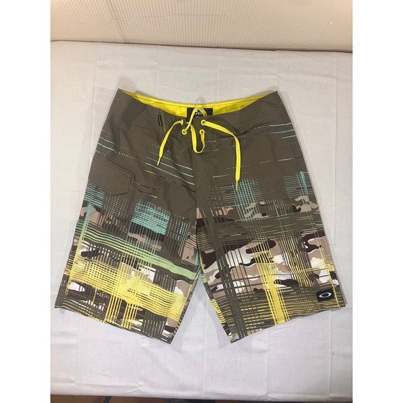 Oakley Board Shorts Mens 32 Olive Green Camo Print Swim Trunks - Picture 1 of 7